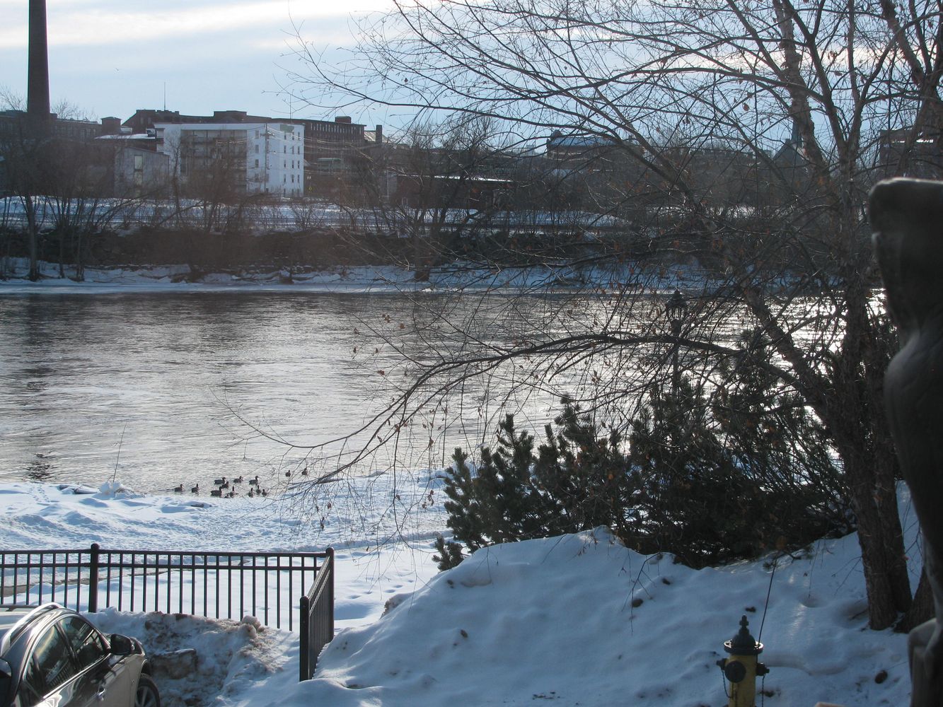 94 Main St, Auburn, ME 04210